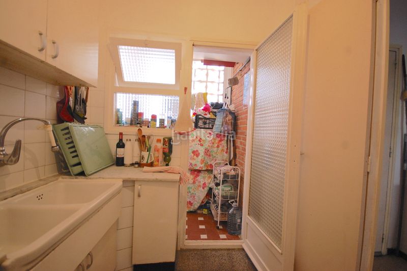 Foto 94803f8f-b14a-4a43-a846-01b310c7e6be. Apartament amb calefacció aparcament a Eixample Residencial Escala (L´)