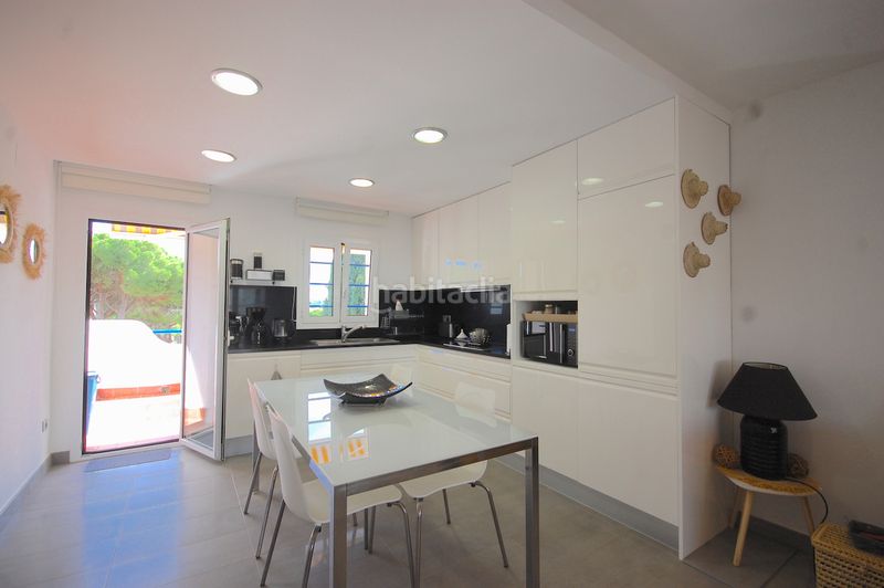 Foto 206ee0f9-2ec7-462c-9752-3c377e2913ba. Appartement mit heizung parking pool in Riells Escala (L´)