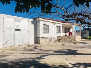 Landgut in Boverals-Saldonar. Finca rústica con vivienda de 193 m2 útiles