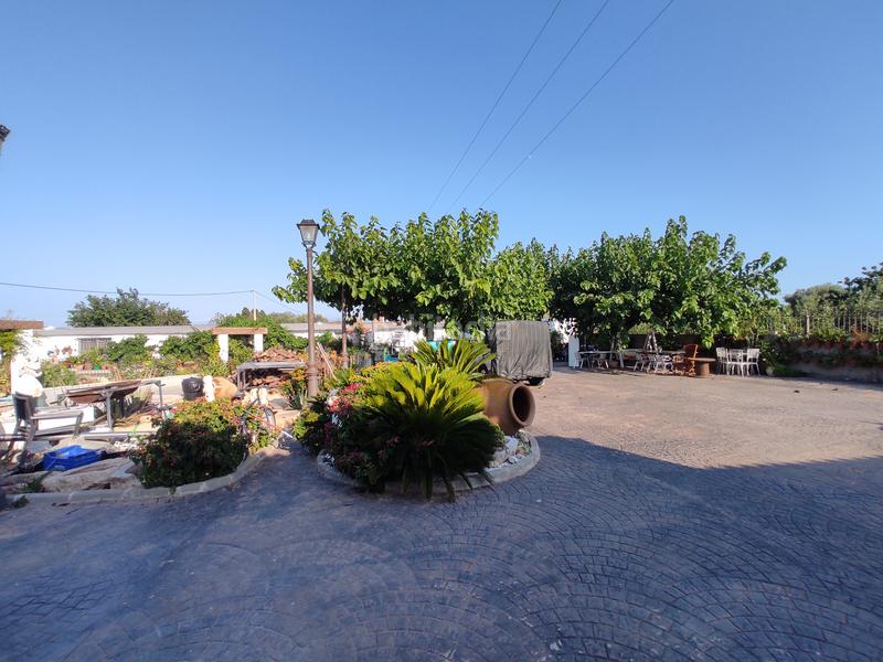 Foto 24f99a44-1fc3-4976-b6cd-392b1a745681. Chalet con camino riscaldamento parcheggio piscina in Vinaròs