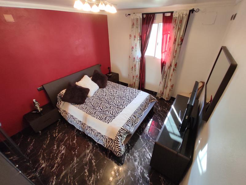 Foto e4593ee2-6855-40c9-8a60-b2173ee9bc74. Chalet con camino riscaldamento parcheggio piscina in Vinaròs