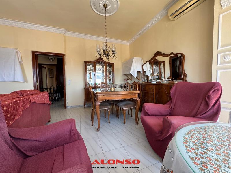 Foto 2c928fe3-57ab-46ec-beb9-cfe4ebe9990e. Pis amb calefacció a Casco Urbano Vinaròs