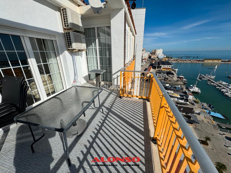 Foto 80af7ed6-04c9-49d8-a152-a303d67c46fe. Attique avec cheminée chauffage dans Casco Urbano Vinaròs