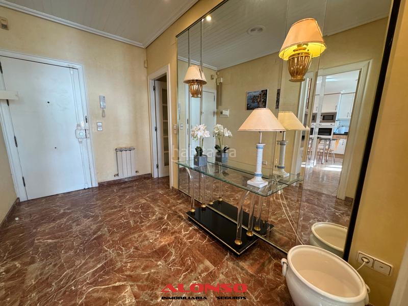 Foto a7c6fd2d-9488-4dc4-a7a6-61b06dca4143. Attique avec cheminée chauffage dans Casco Urbano Vinaròs