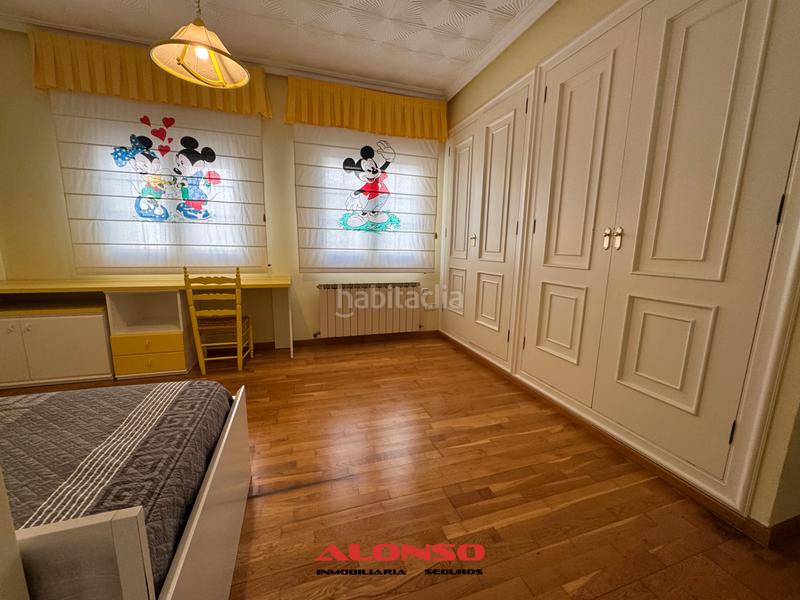 Foto eecdb5db-ade0-46b9-a2d9-16fba10272f7. Attique avec cheminée chauffage dans Casco Urbano Vinaròs