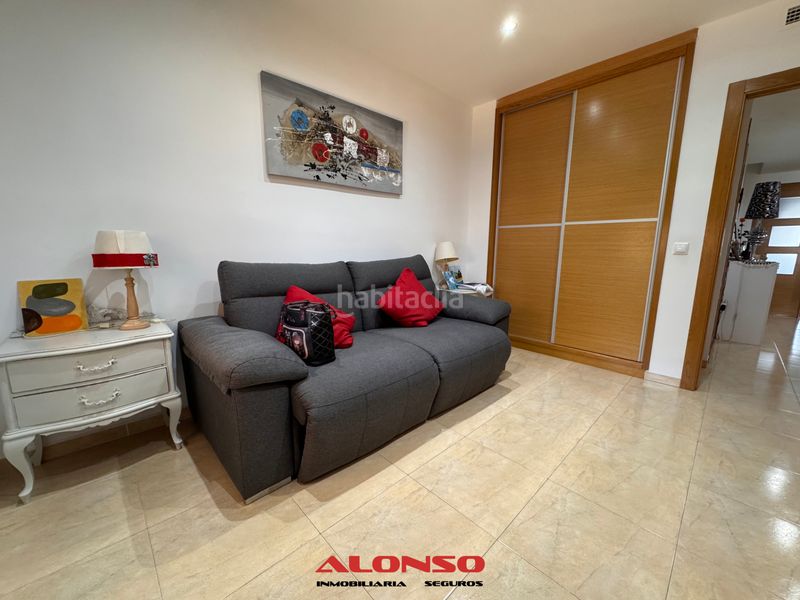 Foto db1f5ab9-ed1e-4f66-aa9b-bc4ca1725026. Casa adossada amb calefacció aparcament a Casco Urbano Vinaròs