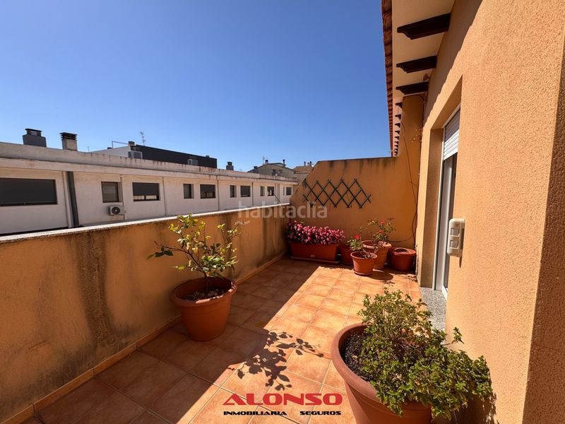 Foto ec7b5a3b-4182-4eff-97d2-d148cde18812. Casa adossada amb calefacció aparcament a Casco Urbano Vinaròs