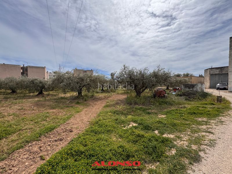 Foto eb10f6cb-b12d-4040-a146-ab414de17cd6. Masia amb xemeneia aparcament a Casco Urbano Vinaròs