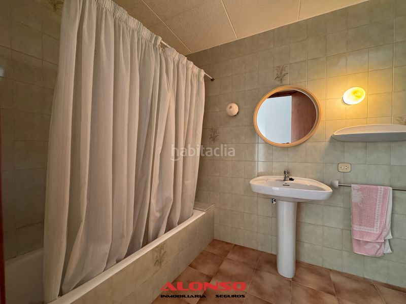 Foto 08bdc982-22c8-4493-b788-f7528e58510c. Xalet amb xemeneia piscina a Alcanar