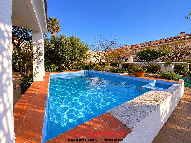 Foto 5ac403f2-7f0c-4ed1-9d9b-0a40e7ecd0c2. Xalet amb xemeneia piscina a Alcanar