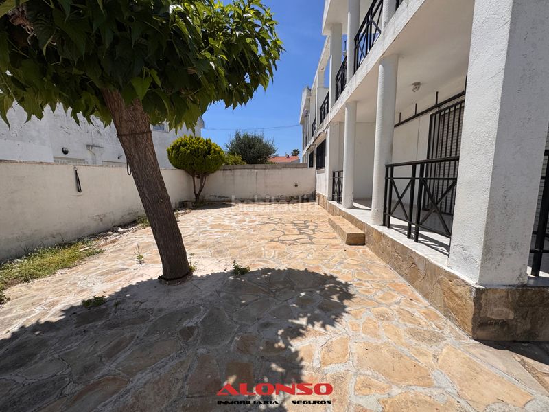 Foto 28e451c3-e1cd-4055-bec8-0da4a3fc1a14. Casa adossada amb xemeneia aparcament a Cala Puntal Vinaròs