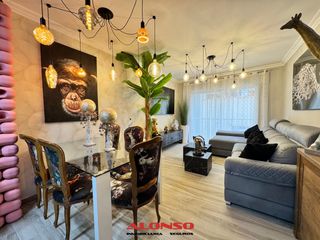 Maison jumelée à Casco Urbano. Casa en pleno centro