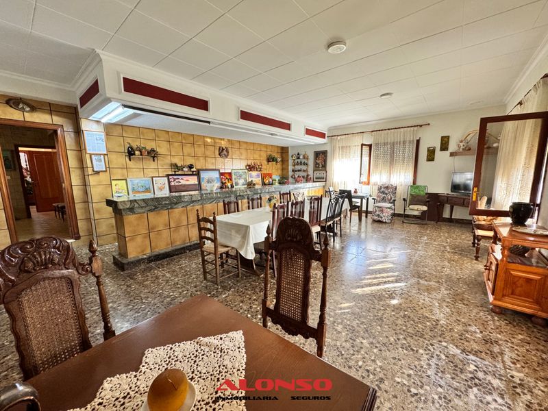 Foto b7d1f913-9d43-4865-8288-cc1b4b765c12. Chalet  independiente en Pueblo Benicarló