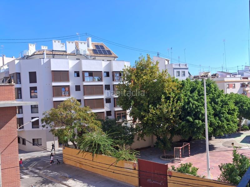 Foto e350d921-e2dd-4fb8-89a2-b8c715ae97ad. Pis a Malva Rosa Valencia