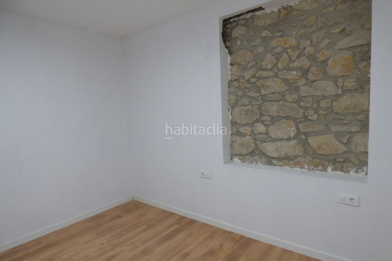 Foto 7b75c0b0-70e7-4aea-b001-1f77cccdcb41. Lloguer apartament amb calefacció a Centre-Barri Vell Girona