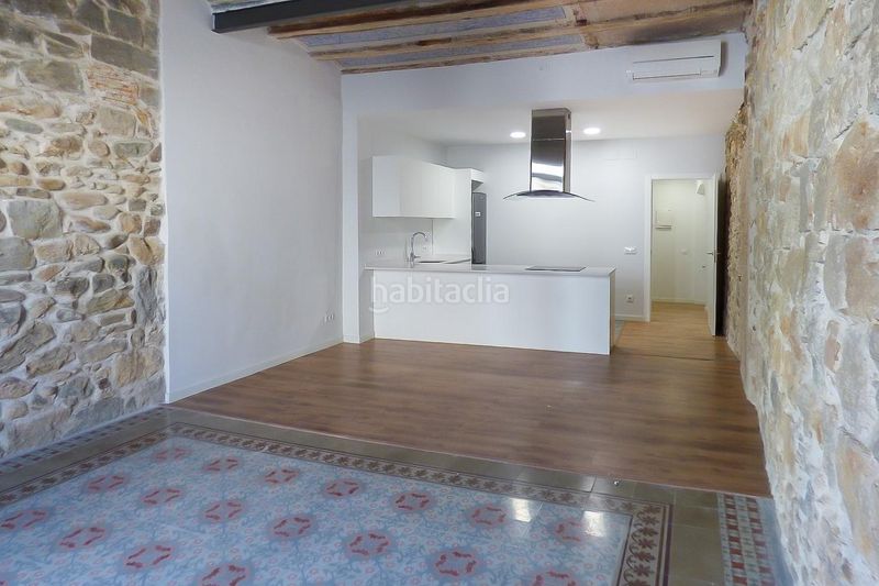 Foto 9f7a4b29-a9f6-4eb2-a226-133d3e2c7a46. Lloguer apartament amb calefacció a Centre-Barri Vell Girona