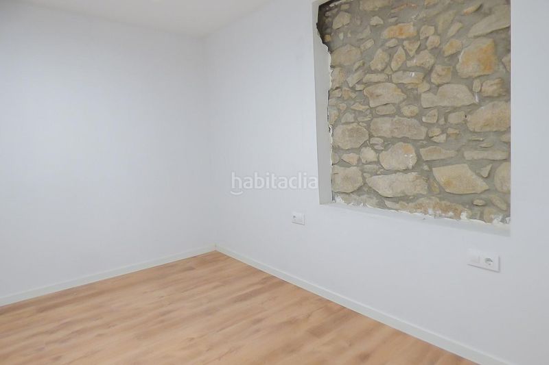 Foto aec96c7a-9b62-4df6-8d52-09f5c67d5295. Lloguer apartament amb calefacció a Centre-Barri Vell Girona