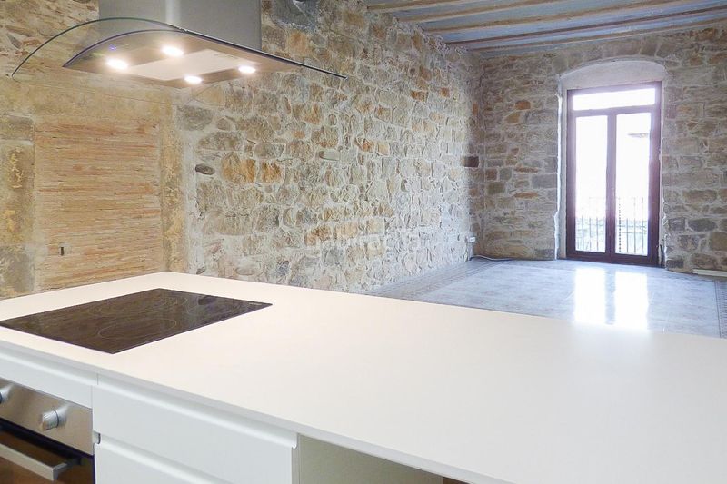 Foto ea801fcd-0147-4a07-b234-746424cb373b. Lloguer apartament amb calefacció a Centre-Barri Vell Girona
