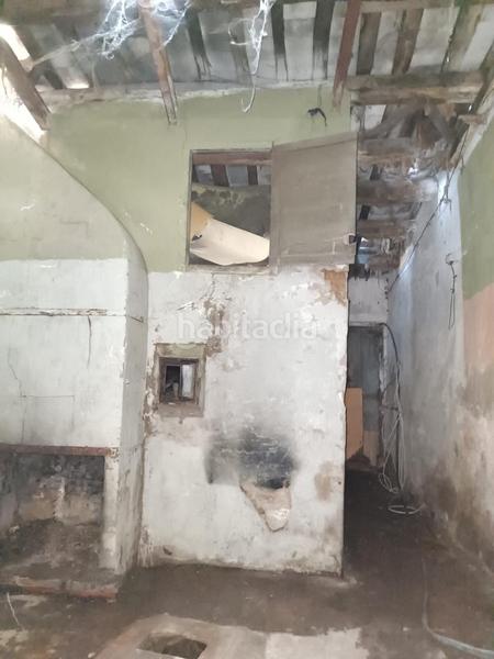 Foto a6bf9ae0-ece7-4668-aee1-63f3b966a595. Casa adossada a Pont Major - Pedret - Campdorà Girona