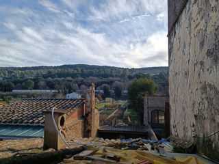 Casa adossada a Pont Major - Pedret - Campdor�. Casa medianera a reformar en girona