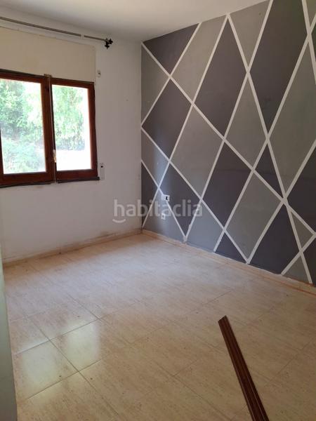 Foto 4b170925-84b5-4196-a522-928d4d4ebb8f. Casa amb aparcament a Aiguaviva Parc Vidreres
