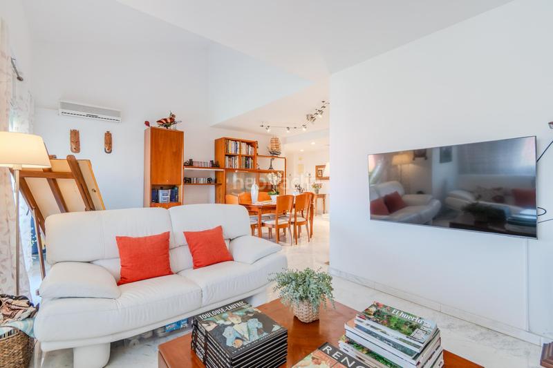 Foto 16d9c1e8-63f3-4f02-aa3b-976eb7546437. Duplex avec chauffage dans Eixample Sud-Migdia Girona