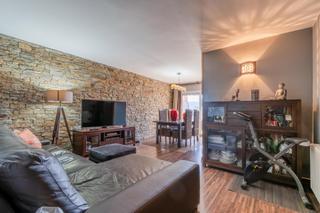 Etagenwohnung  Barcelona. Piso en venta a girona