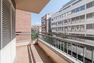 Piso  De la creu. Piso en venta a girona zona eixample, para reformar