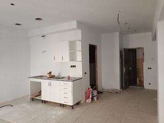 Pis a La Vila. Llan��. piso a reformar en venta