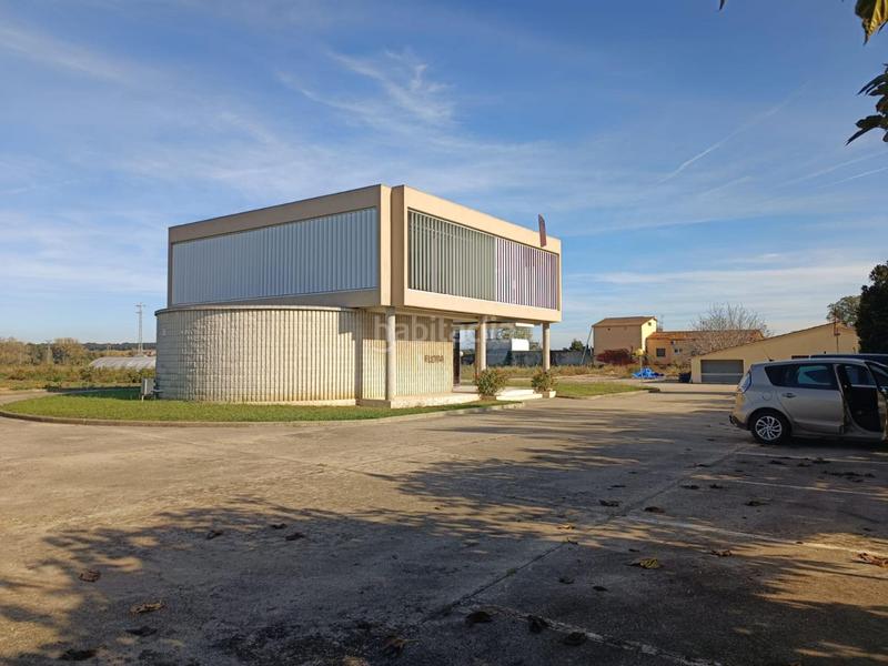 Foto eaa3b534-48ee-429e-b157-4ed88a42436a. Lloguer oficina a Cornellà del Terri