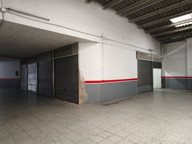 Foto ce1f66ff-be0d-4324-8aa5-54c8e813192c. Aparcament cotxe a Centre Salt