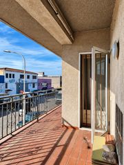 Flat in Vilamalla. Vivienda amplia y luminosa en venta en vilamalla