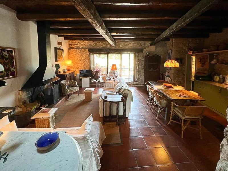 Foto c920ea45-f06c-49af-a773-cb3e56c46ab7. Casa adossada amb calefacció a Sant Mori