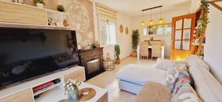 Casa a Mas romeu. Amplia casa en calafell con 4 dormitorios, jardín privado y vist