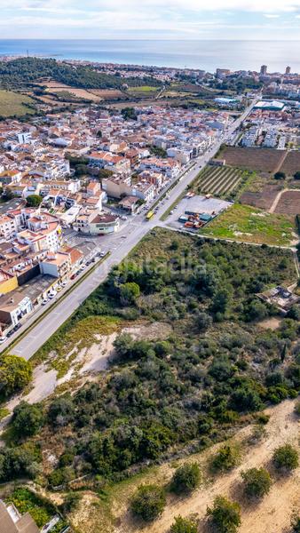 Foto 1a77170a-8694-4737-beac-b9cb028cbc4c. Terreny residencial a mossen jaume tobella 101 a Calafell