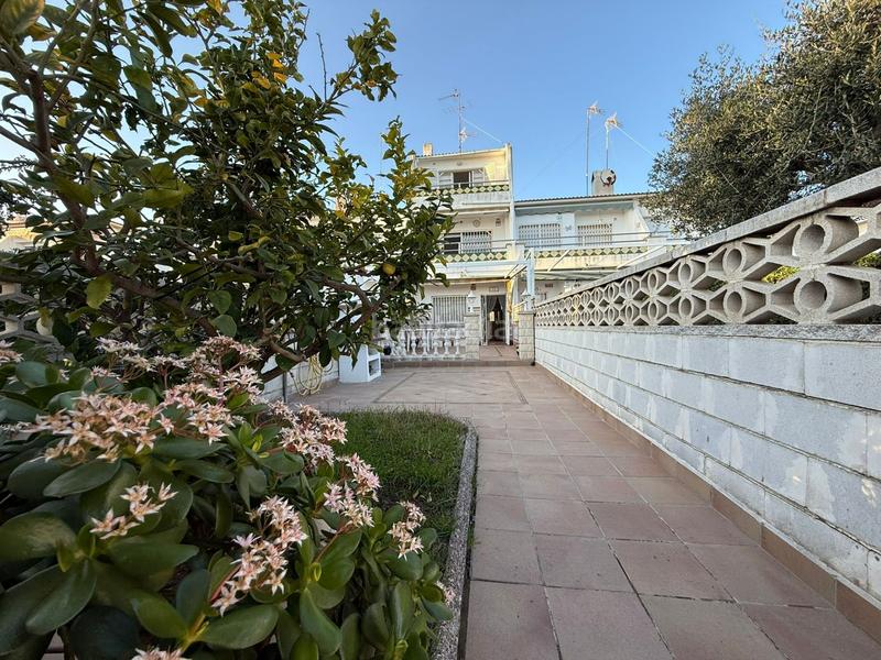 Foto 82c6a4b0-8ce2-4d38-b680-92c6e2afd31a. Reihenhaus mit heizung in Cunidor Cunit