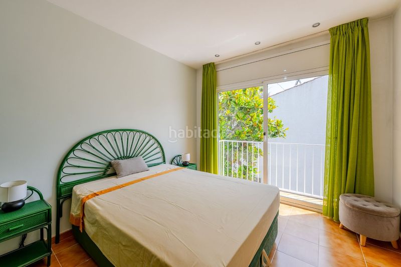 Foto c926eed8-4099-4485-9ce8-321fa857853c. Casa adossada amb calefacció piscina a Cunit residencial Cunit
