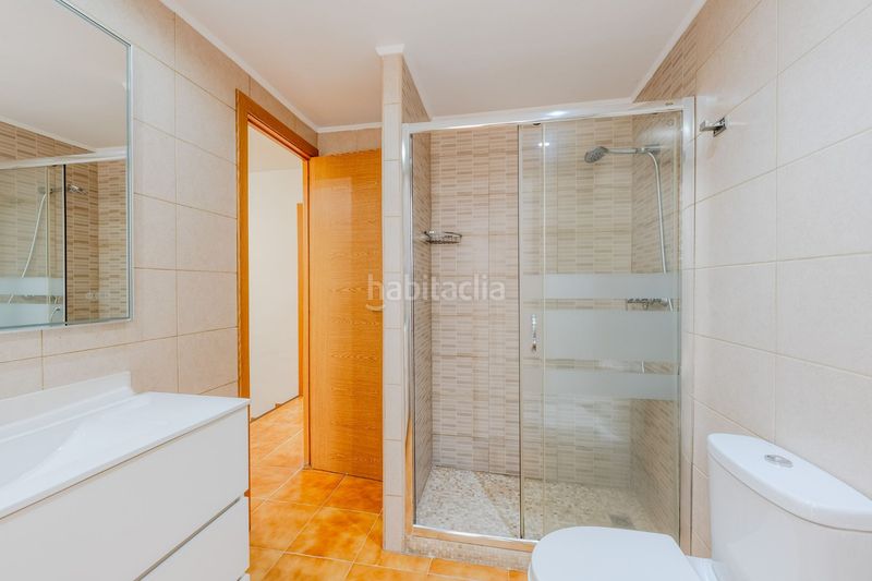 Foto ccd48ae4-d21c-452f-981e-999ca0c63652. Casa adossada amb calefacció piscina a Cunit residencial Cunit