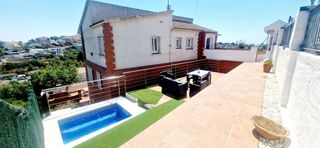 House in Brises de calafell. Vivienda unifamiliar a 4 vientos con piscina y vistas al mar.