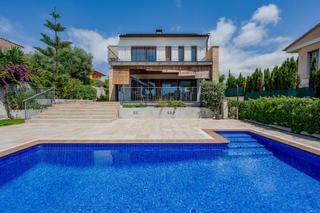 Xalet a Calafell Poble. Exclusiva villa clsica de lujo en calafell  alto standing, 386