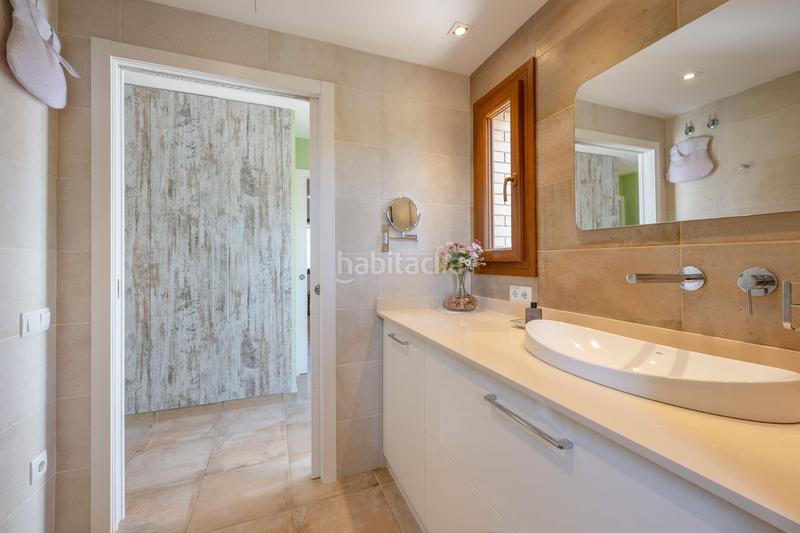 Foto 63088e9a-4078-4ca7-8705-d900fc9417f1. Chalet avec chauffage piscine dans Calafell poble Calafell