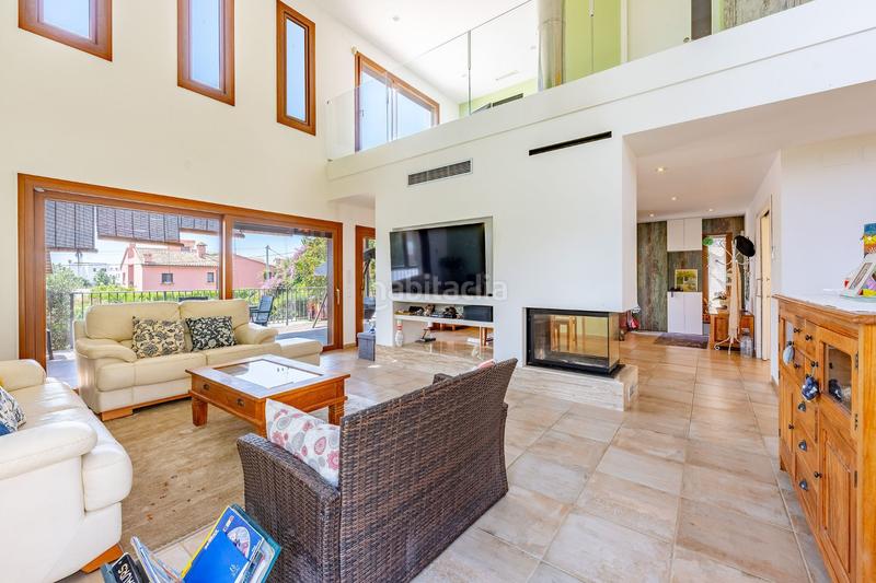 Foto 8d44ff36-ac9e-4d73-ba0e-8955aff3e256. Chalet avec chauffage piscine dans Calafell poble Calafell