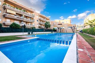 Pis a Prat de Cunit. tico en la rambla del prat!