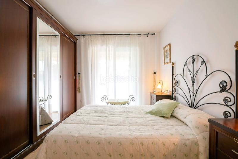 Foto 15a324ad-2968-46c6-88a6-7a4a3341d1e5. Appartamento con riscaldamento piscina in prat de Cunit Cunit