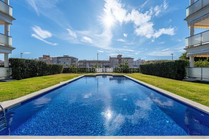 Foto 6bc025de-301b-49e0-84cc-d8403cfaa54e. Appartamento con riscaldamento piscina in prat de Cunit Cunit