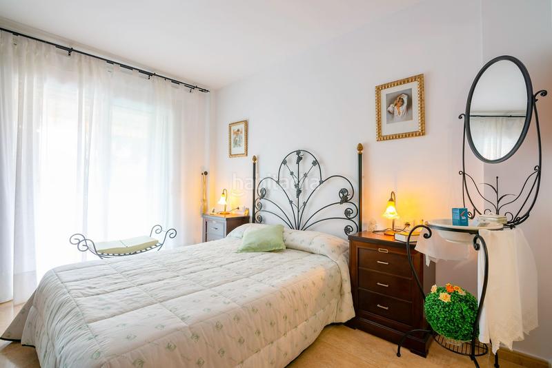 Foto 239ddf68-7989-4338-ac18-3aac1435aa64. Flat with heating pool in prat de Cunit Cunit