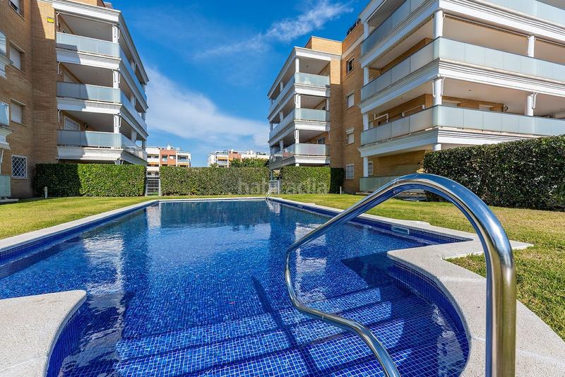 Foto a6aa3ec2-ee62-42e1-b323-33ae8cd22c9a. Flat with heating pool in prat de Cunit Cunit
