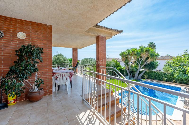 Foto 6c01b683-9b65-46dc-a0a2-095168105c1c. Casa vivivienda unifamiliar en residencial , con piscina y cinco dormitorios en Calafell