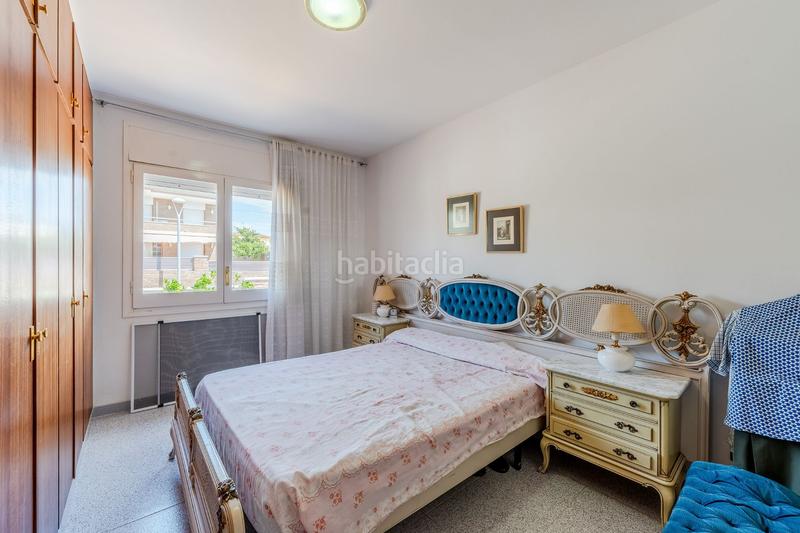 Foto 80a96ced-5827-4b9c-b246-28e896eddcdf. Casa vivivienda unifamiliar en residencial , con piscina y cinco dormitorios en Calafell