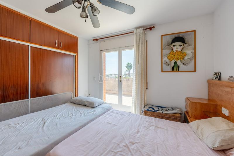 Foto c7a073af-5ab2-46b7-b6fc-affb8890cebf. Casa vivivienda unifamiliar en residencial , con piscina y cinco dormitorios en Calafell